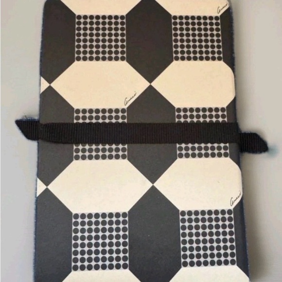 Gucci Notebook - Picture 7 of 8